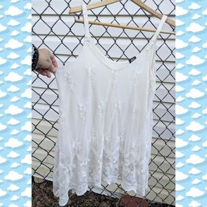 Bobeau Cream Lace Camisole Top